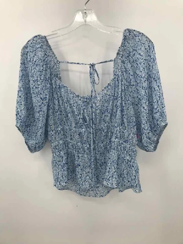 Pre-Owned Lucy Paris Blue Size Medium Floral Blouse Bell Sleeve Blouse