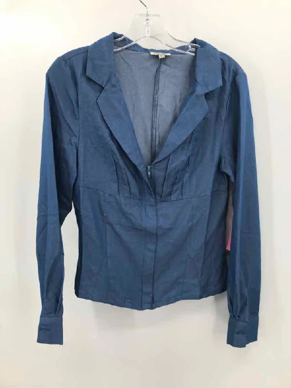 Pre-Owned Ursime Blue Size Medium Blouse Delicate Bow Blouse