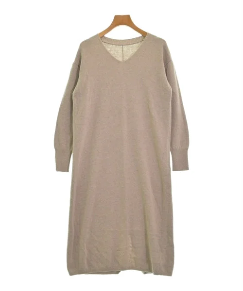 ROSSO Dresses Cowl Neckline Elegant