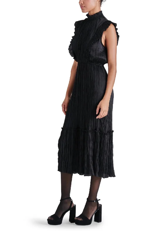 Wednesday Dress In Black Tunics Fleece cozy