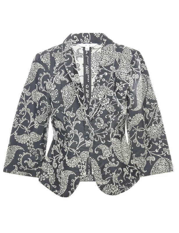 Paisley Pattern Black Cropped Tapestry Jacket - M Oversized Jacket Tailored Jacket Straight Jacket Paisley Pattern Black Cropped Tapestry Jacket - M Oversized Jacket Tailored Jacket Straight Jacket