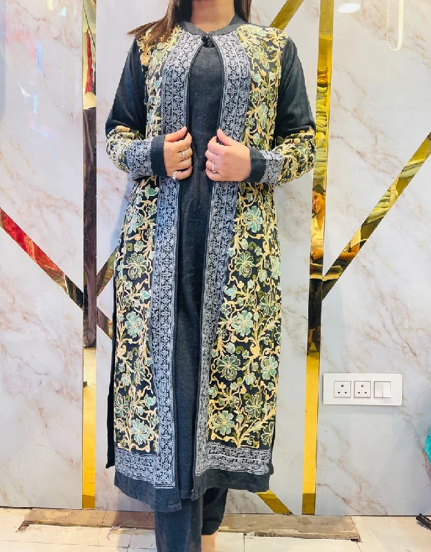 Beautiful Kashmiri winter 🥶 Ready made jacket suit Tailored Jacket Straight Jacket A-Line Jacket Beautiful Kashmiri winter 🥶 Ready made jacket suit Tailored Jacket Straight Jacket A-Line Jacket
