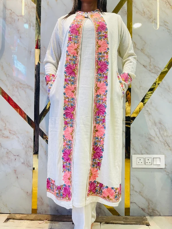 Beautiful Kashmiri winter 🥶 Ready made jacket suit Stand-Up Collar Roll-Neck Collar Turtle Neck Beautiful Kashmiri winter 🥶 Ready made jacket suit Stand-Up Collar Roll-Neck Collar Turtle Neck