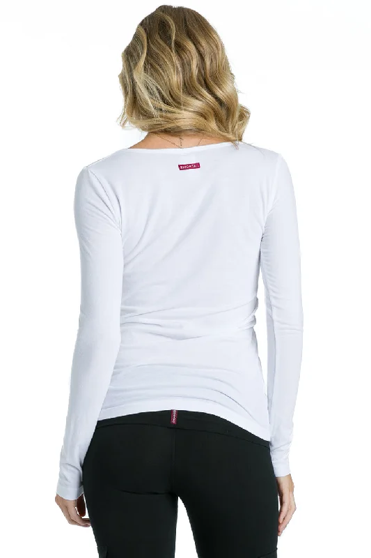 Basic Long Sleeve Scoop Neck T