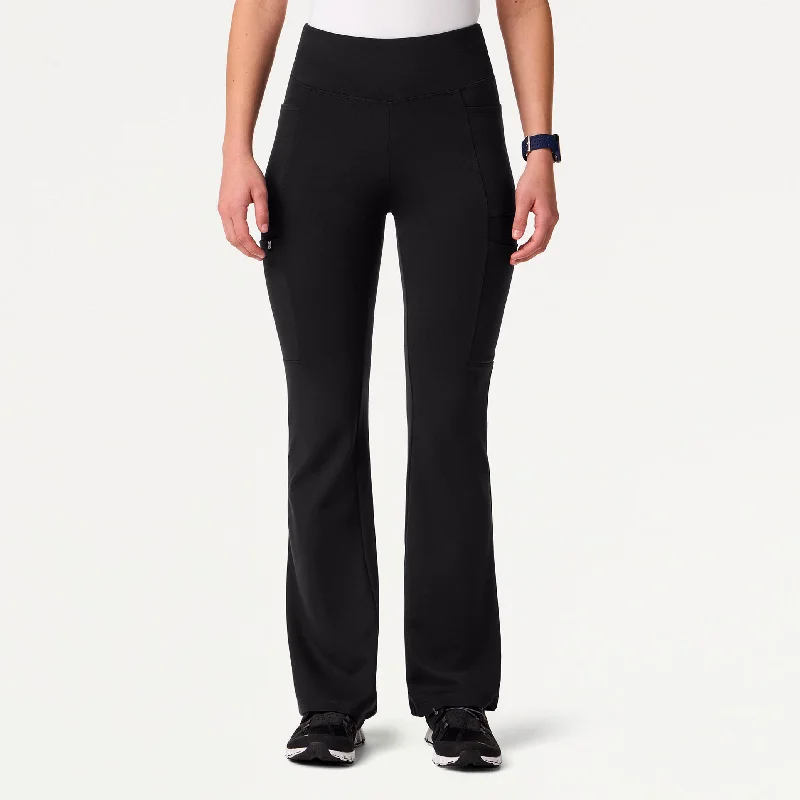 Jaanuu 5-Pocket Bootcut Yoga Scrub Pant