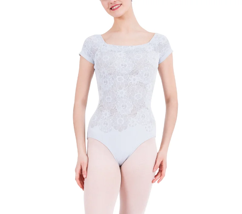 Short-sleeved lace leotard