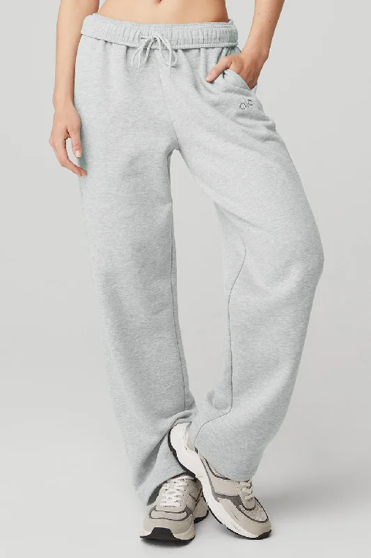 Accolade Straight Leg Sweatpant - Athletic Heather Grey