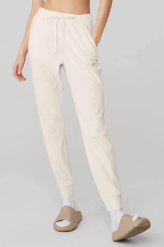 Muse Sweatpant - Ivory