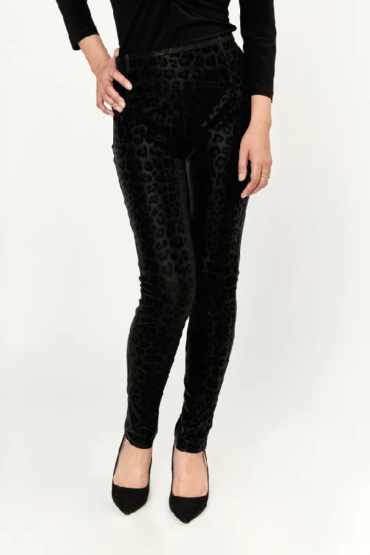 Frank Lyman Leopard Print Velour Leggings Style 233811U