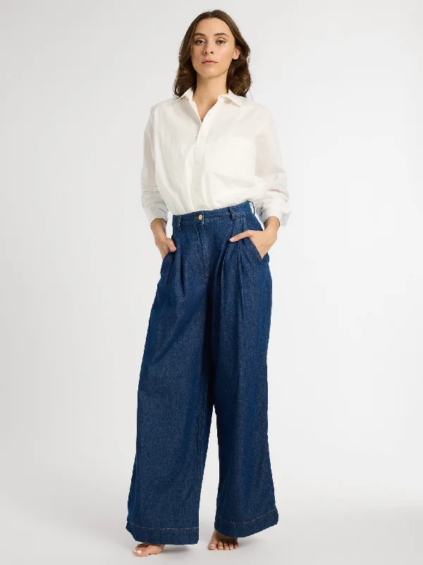 Hepburn Pant in Greenwich