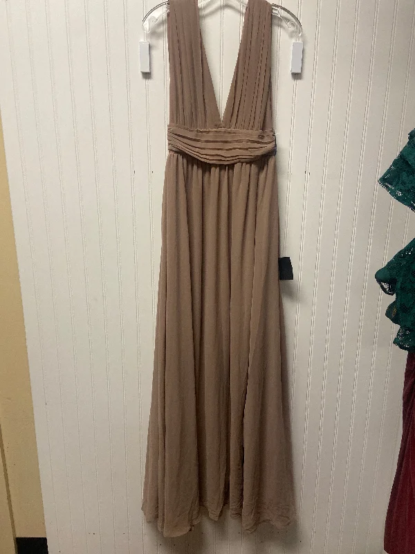 Dress Party Long By Lulus In Brown, Size: Xs Tunics Cozy soft