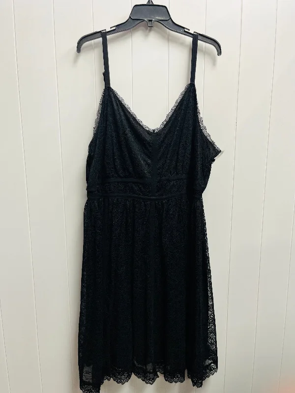 Dress Party Short By Torrid In Black, Size: 4 Crew Neckline Sporty