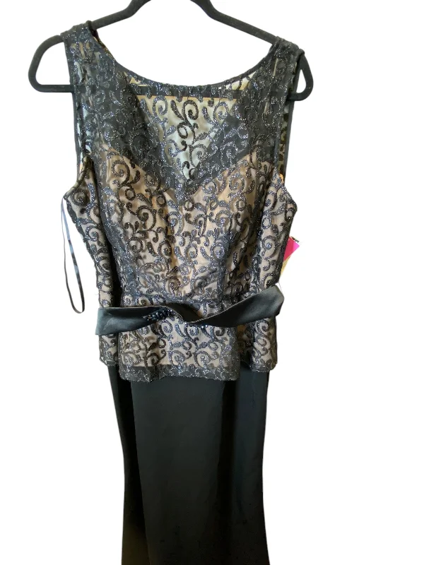 Dress Party Long By Cmc In Black, Size: L Halter Neckline Beach